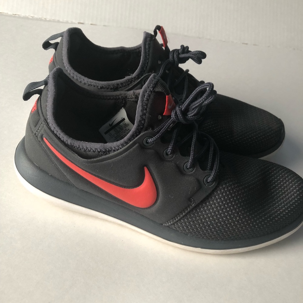 Roshe Two (GS)